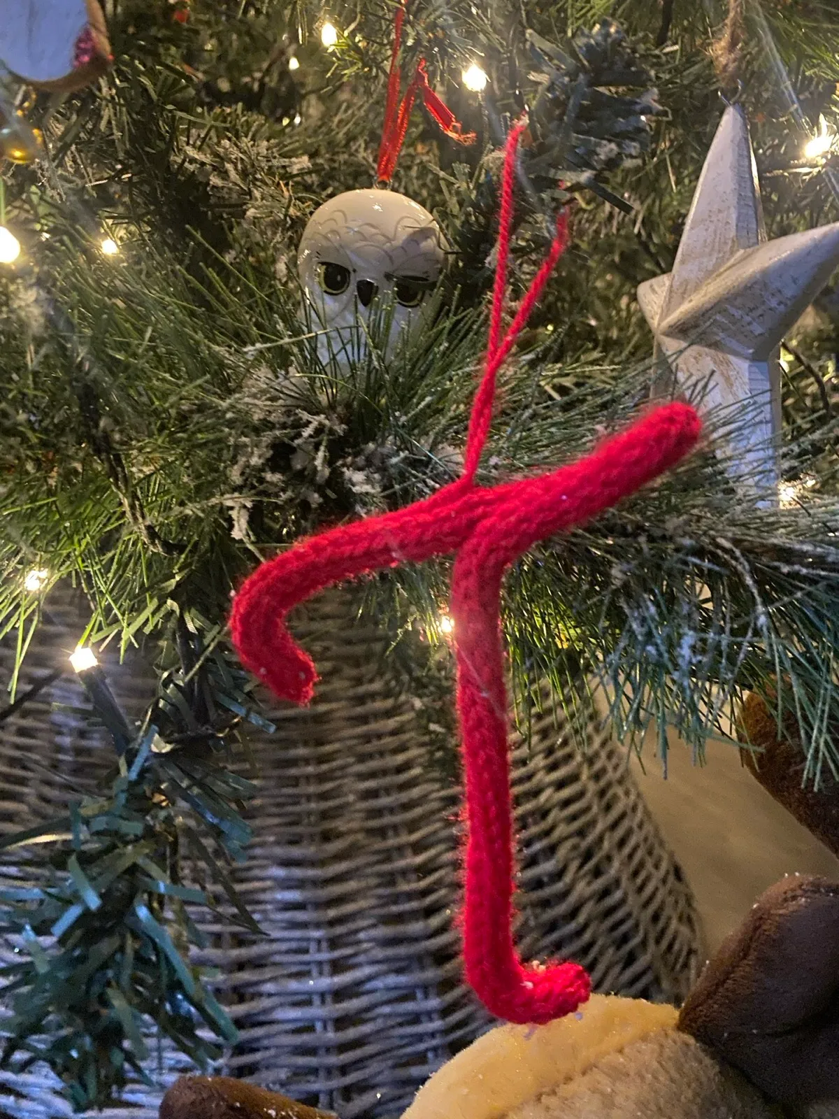 Initial tree hanger, photo 3
