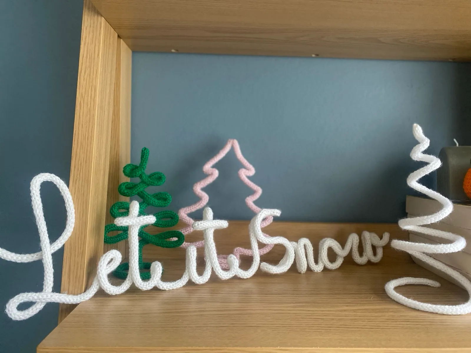 Let it Snow: A wintry Let it Snow in snow-white knit.